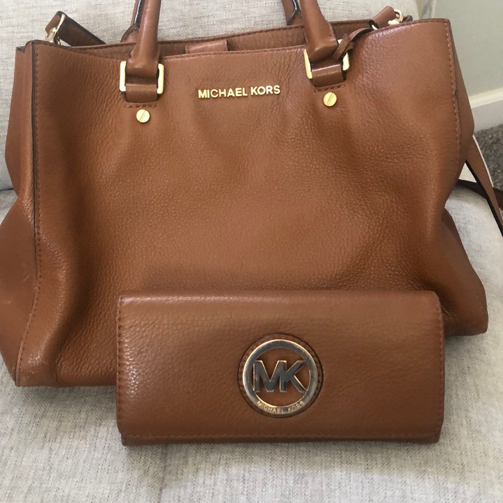Purse and wallet set